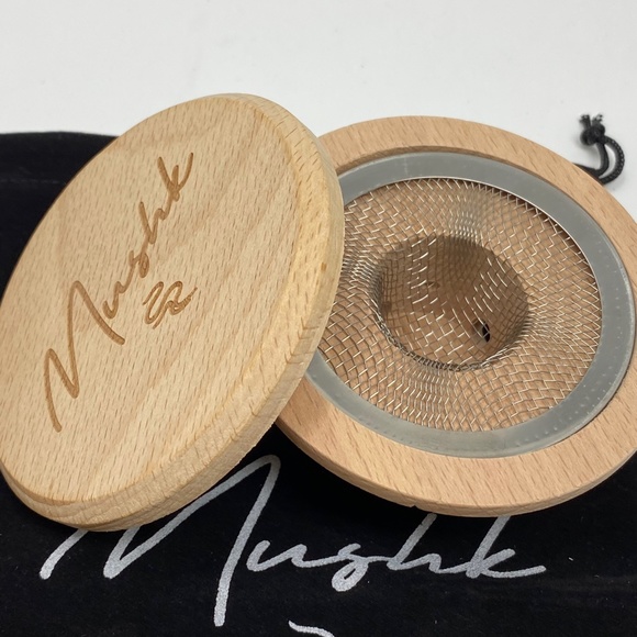 Mushk Portable Drink Cocktail Beverage Smoker with Four Tins Wood Chips New - Picture 7 of 8